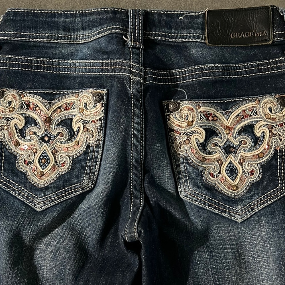 Grace in LA boot cut jeans. Size 26